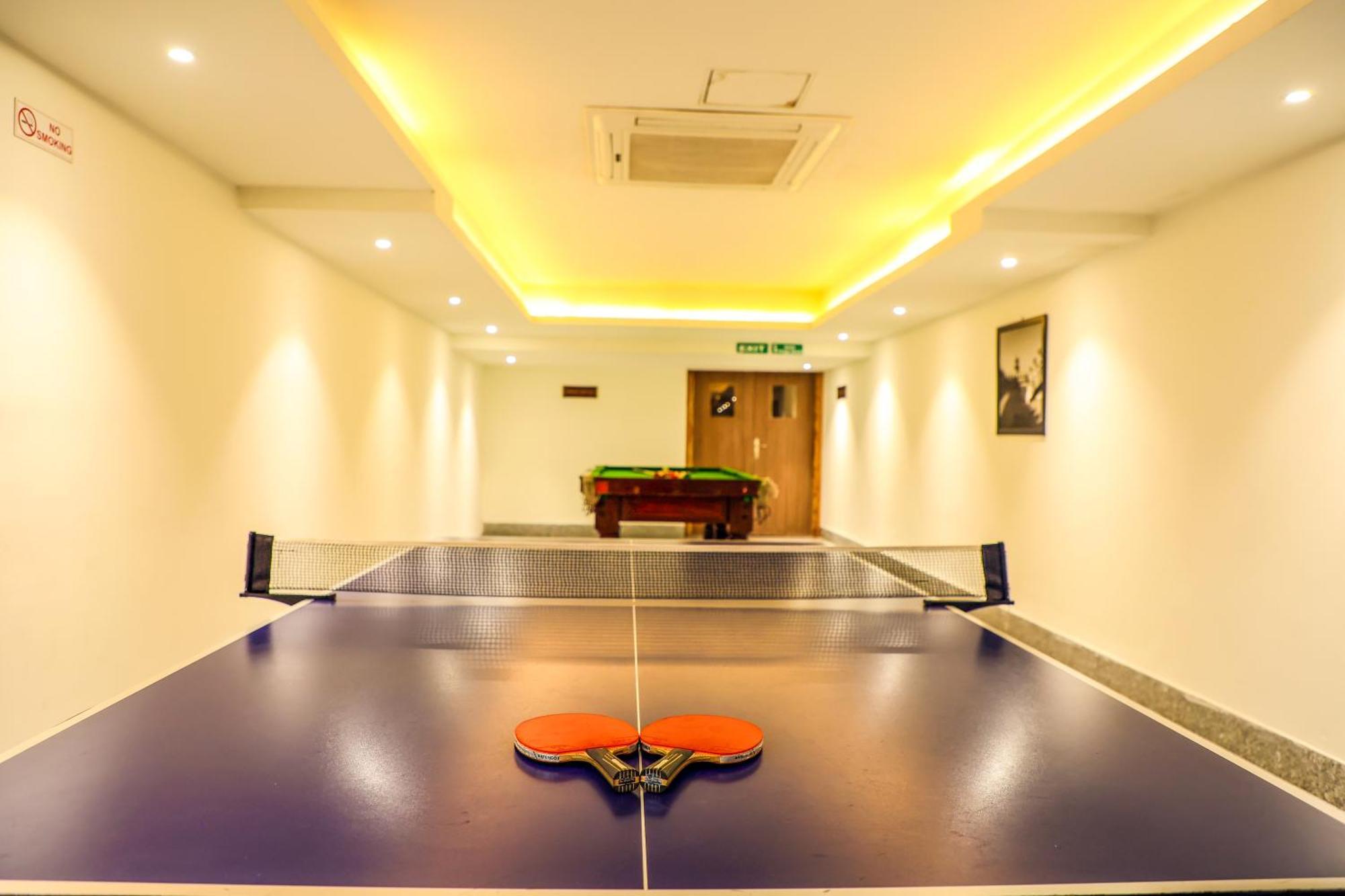 Ramada Plaza By Wyndham Lucknow Hotel Buitenkant foto